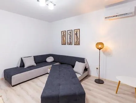 Ioama Island 아파트