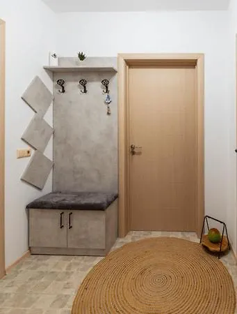 Apartament Ioama Island *