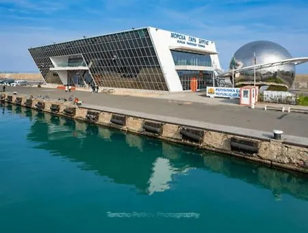 Ioama Island Апартаменти Бургас